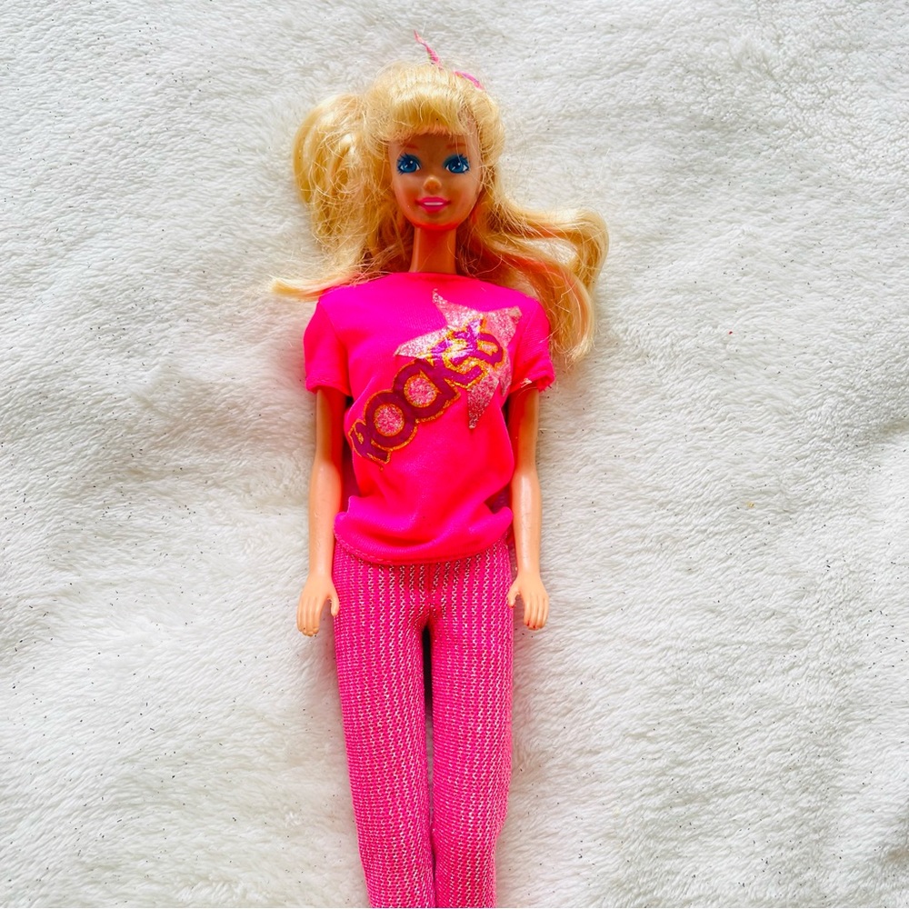 Original Retro Rocker Barbie - Picture 6 of 7